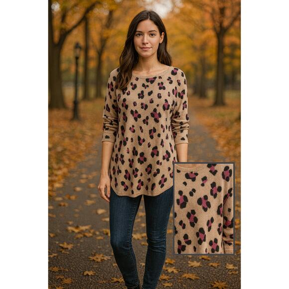 Chico’s Leopard Print Rayon Top Sz L (2) Pink Tan Animal Print Pullover Blouse - Picture 2 of 9